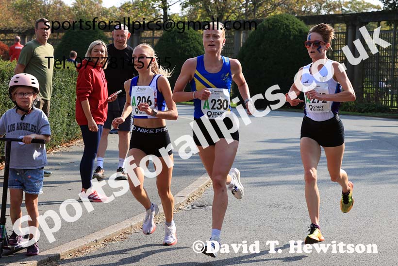 Womens 4 Stage Relay, 2024 Northern Mens 6 and Womens 4 and Youngsters Relays, Stanley Park, Blackpool.  Photo: David T. Hewitson/Sports for All Pics